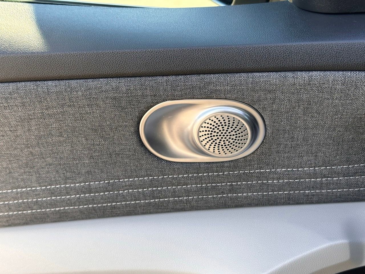 Used 2023 Hyundai Elantra Limited image 20