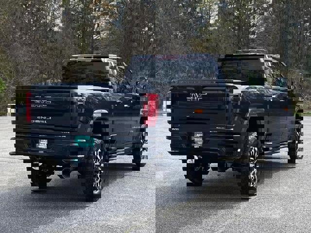 New 2025 GMC Sierra 2500 Denali Ultimate w/ Max Trailering Package image 3