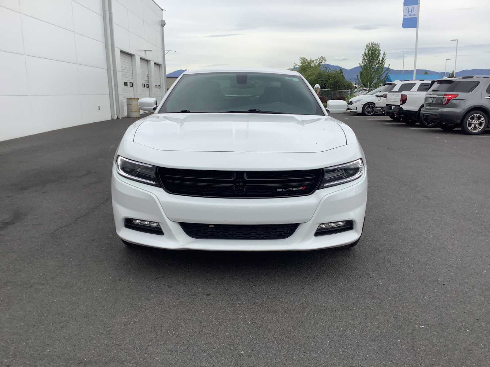 Used 2015 Dodge Charger SXT w/ AWD Plus Group image 9