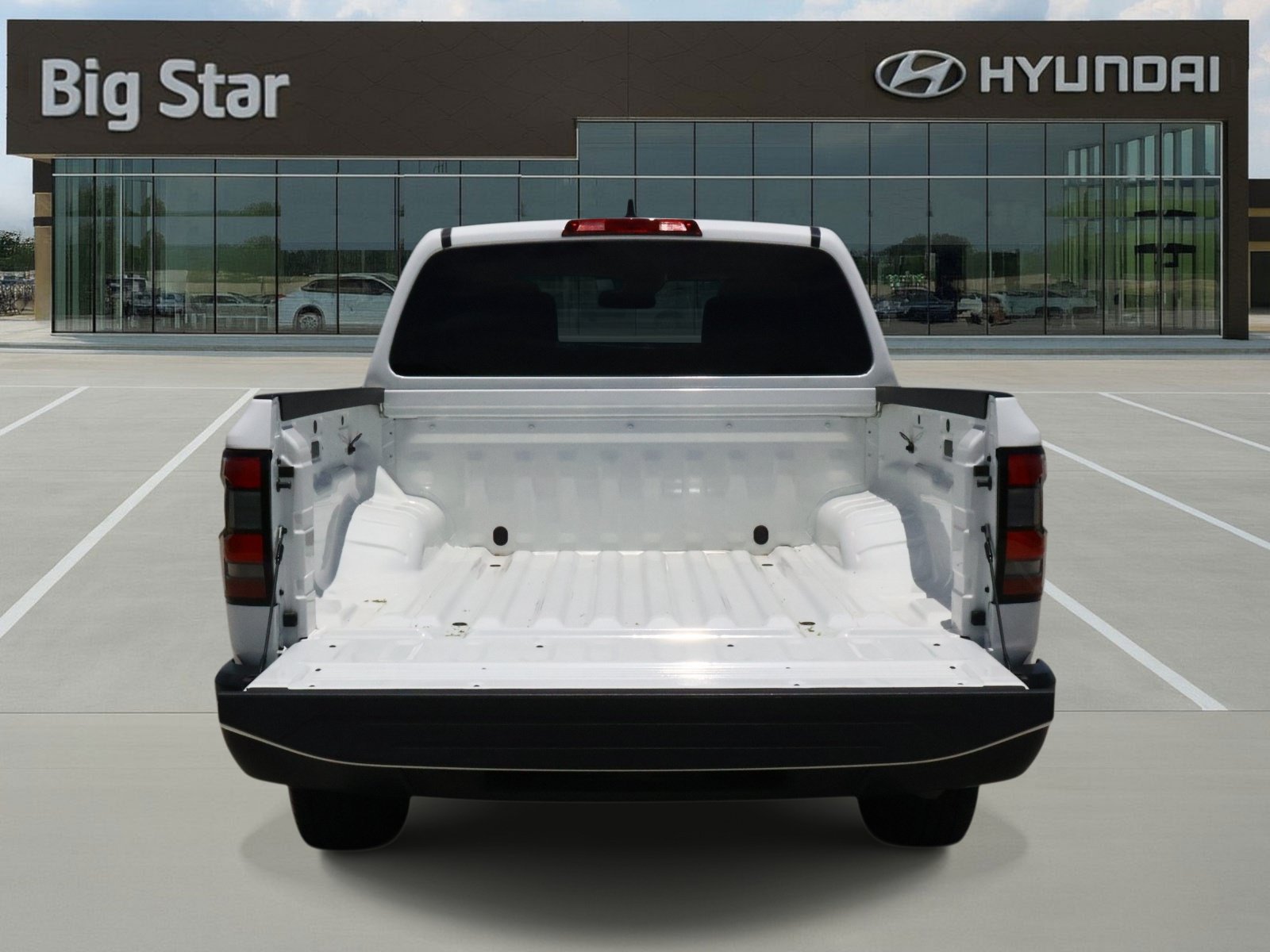 Used 2024 Nissan Frontier S w/ Technology Package AWD/4WD image 8