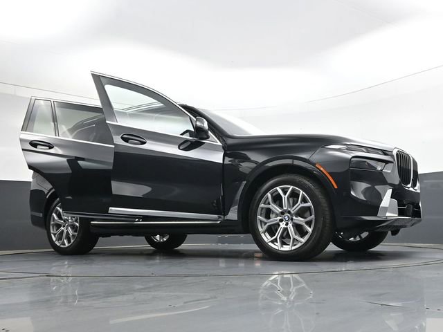 Used 2026 BMW X7 xDrive40i image 46