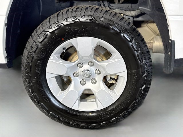 Used 2023 RAM 1500 Big Horn AWD/4WD image 36