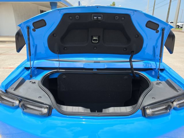 Used 2023 Chevrolet Camaro SS RWD image 6