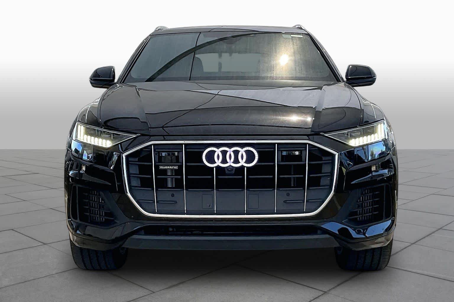 Used 2023 Audi Q8 Premium w/ Convenience Package AWD/4WD image 4