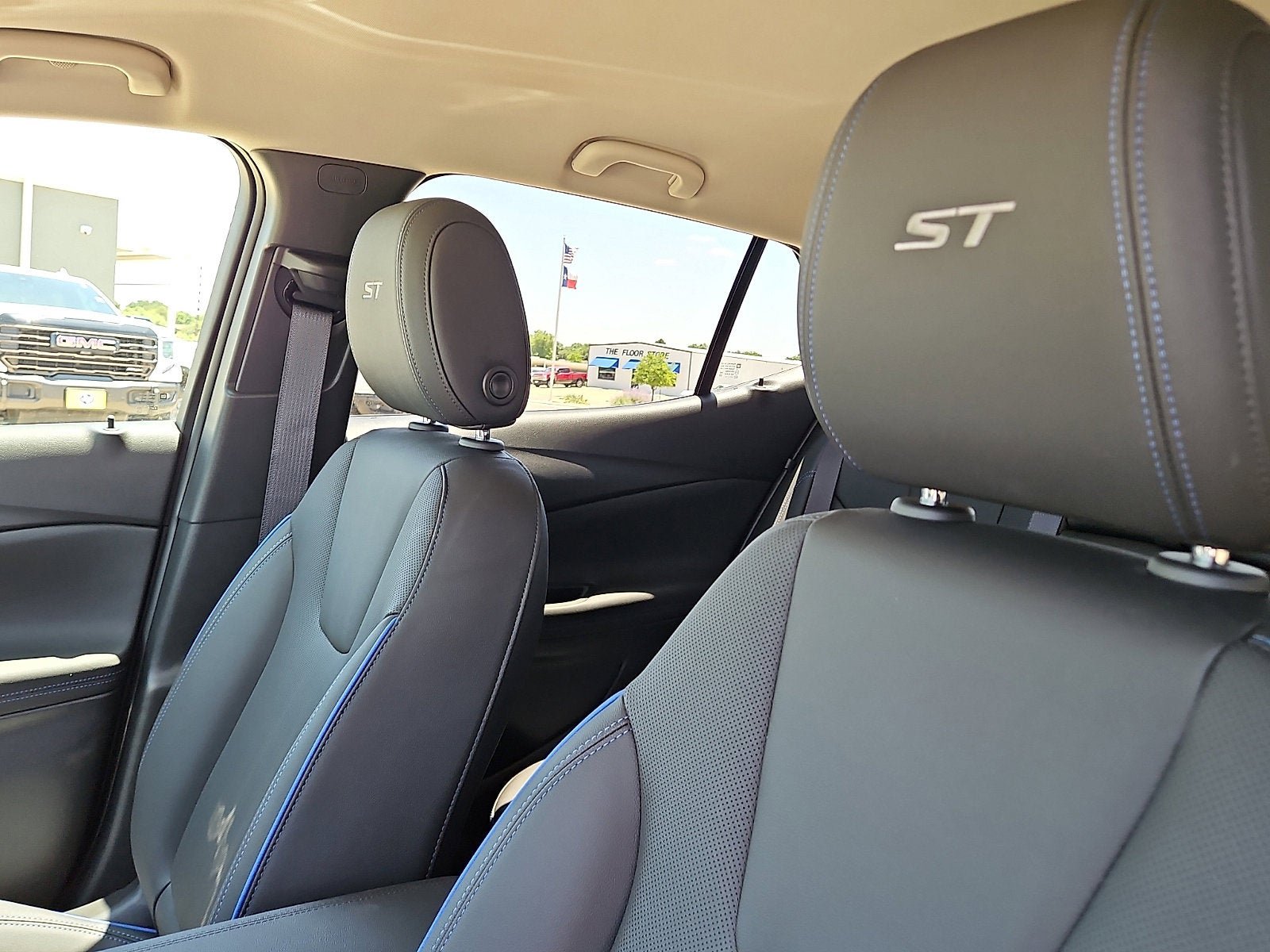 New 2026 Buick Encore GX Sport Touring w/ Comfort Package FWD image 11