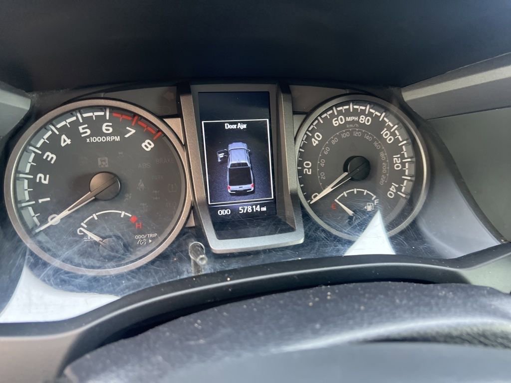 Used 2021 Toyota Tacoma TRD Off-Road AWD/4WD image 17