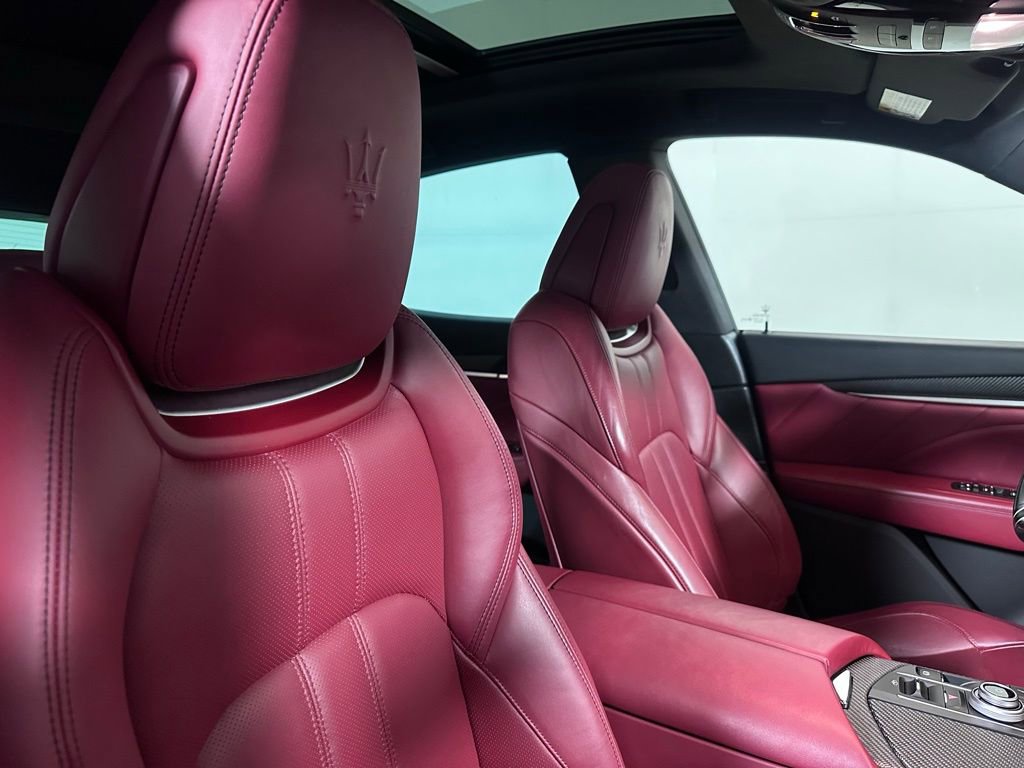 Used 2022 Maserati Levante Modena S image 12