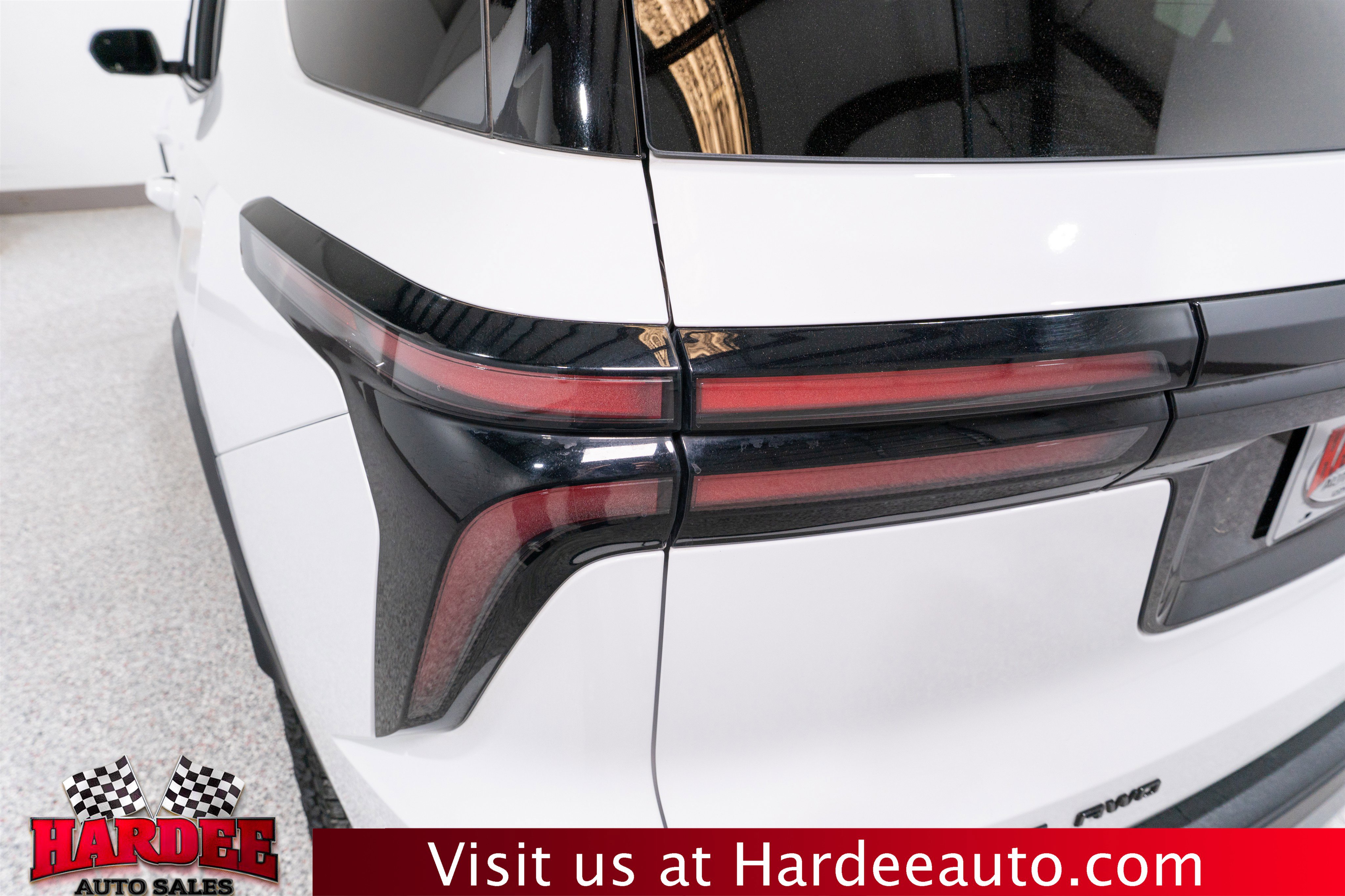 Used 2024 Chevrolet Traverse Z71 AWD/4WD image 9