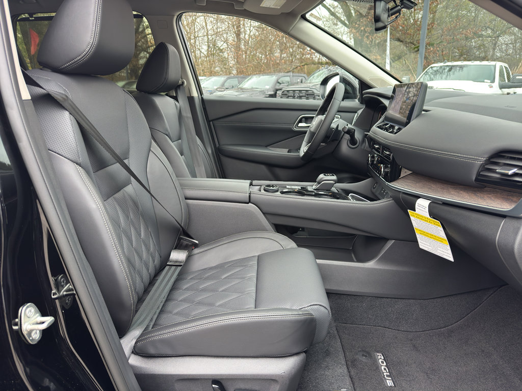 New 2026 Nissan Rogue Platinum w/ Platinum Premium Package image 16
