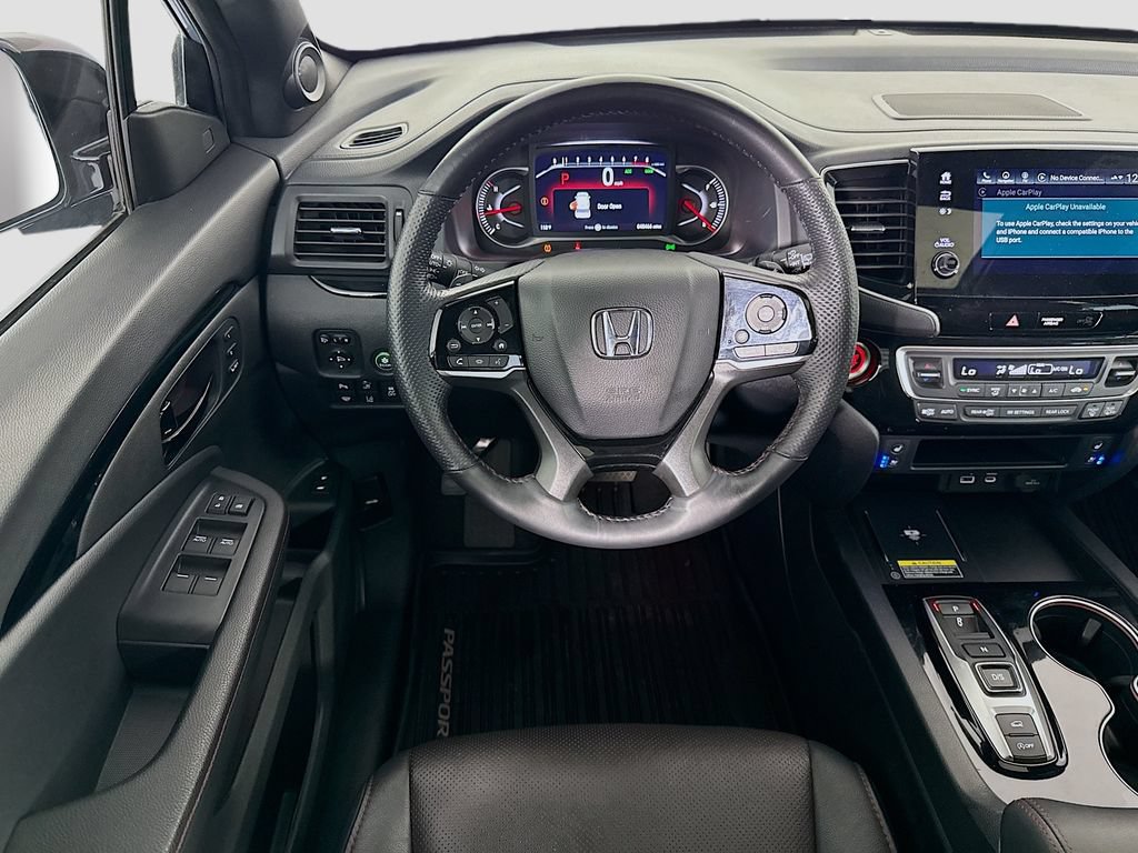 Certified 2025 Honda Passport Black Edition image 10