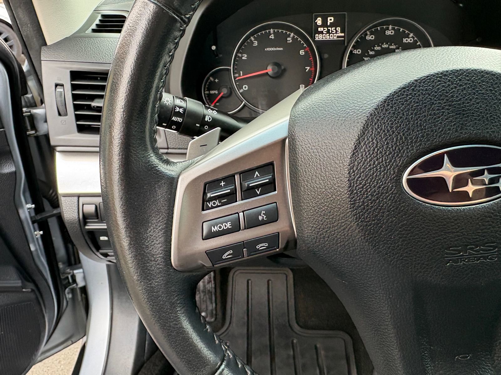 Used 2013 Subaru Outback 2.5i Premium w/ All-Weather Pkg AWD/4WD image 34