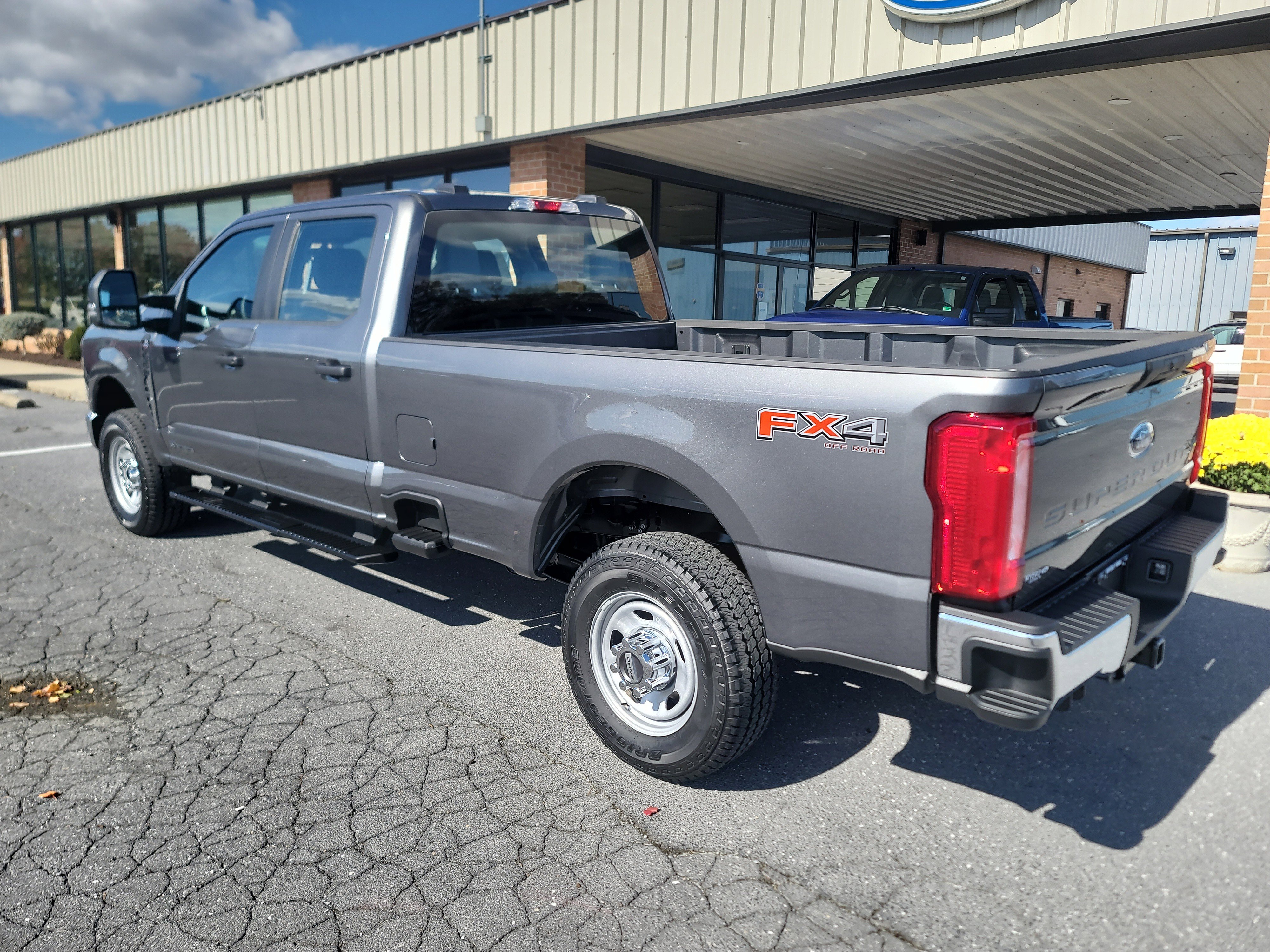 New 2026 Ford F350 XL w/ FX4 Off-Road Package image 8