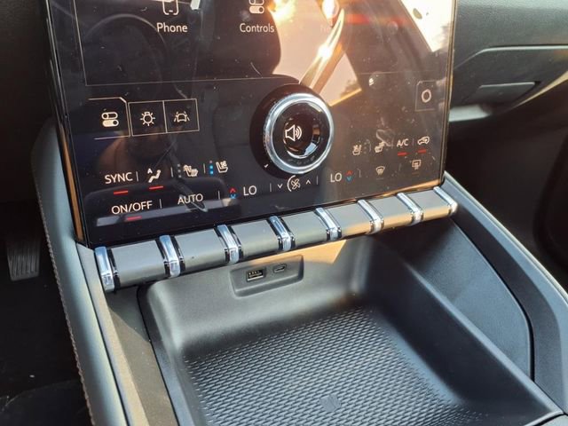 New 2026 GMC Terrain AT4 w/ Convenience Package III image 32