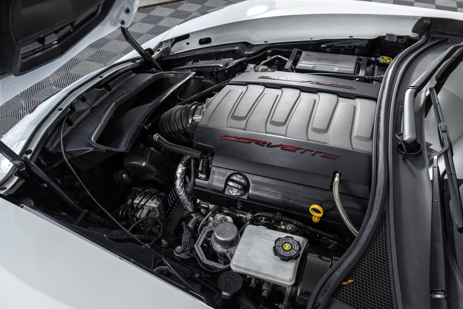 Used 2019 Chevrolet Corvette Stingray Coupe w/ Battery Protection Package RWD image 42