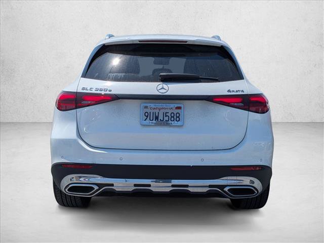 Used 2025 Mercedes-Benz GLC 350e 4MATIC image 6