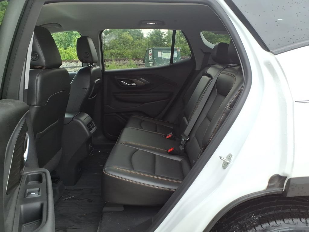 Used 2021 GMC Terrain SLT w/ Infotainment Package II AWD/4WD image 32