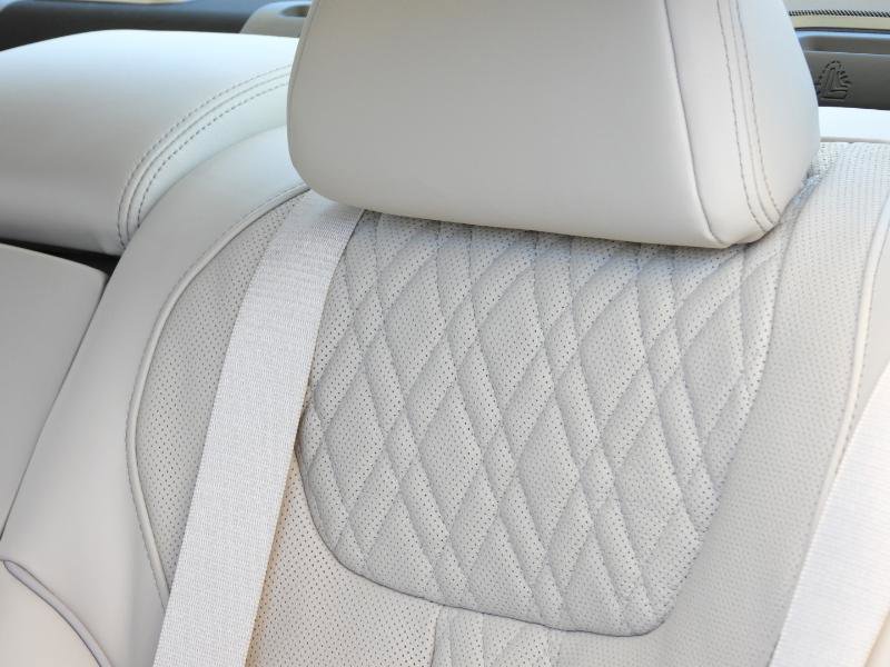 Used 2021 BMW 740i w/ Premium Package image 43