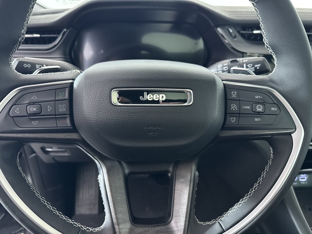 New 2026 Jeep Grand Cherokee Altitude AWD/4WD image 24