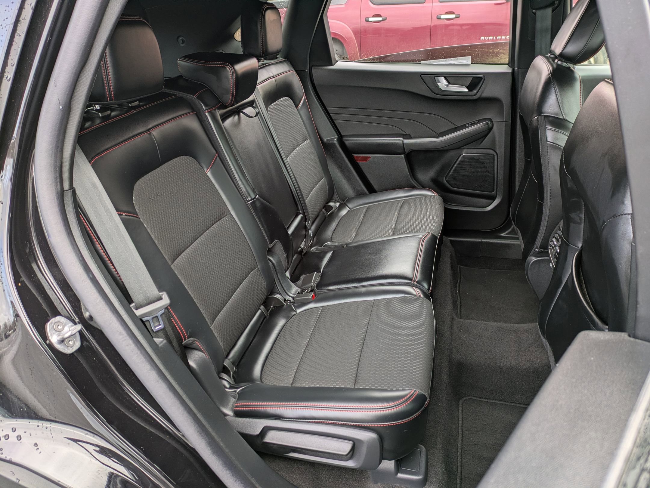 Certified 2025 Ford Escape ST-Line Select AWD/4WD image 20