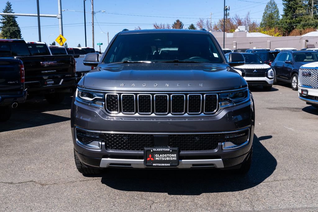 Used 2022 Jeep Wagoneer Series II AWD/4WD image 2