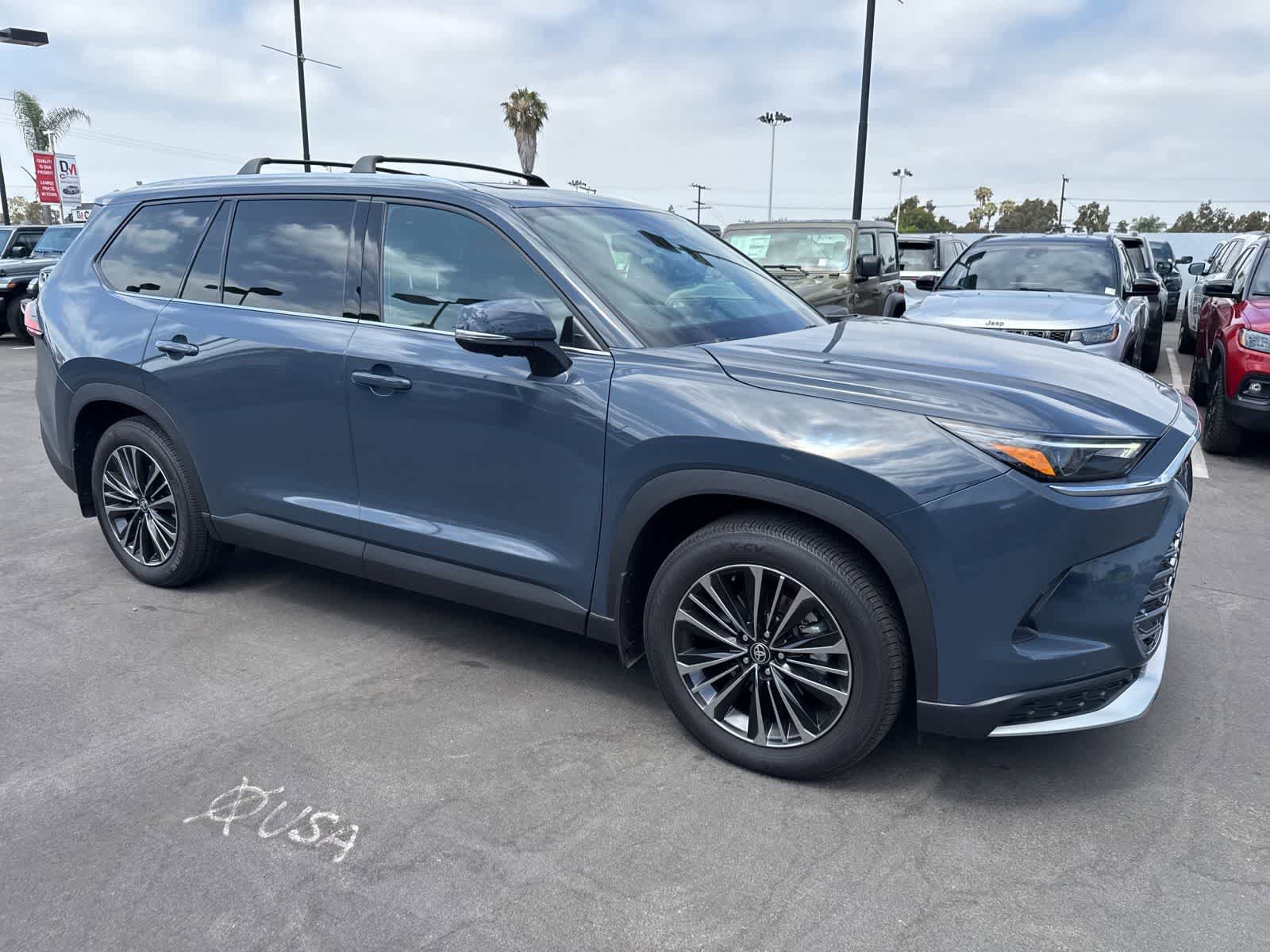 Used 2025 Toyota Grand Highlander AWD Hybrid image 13