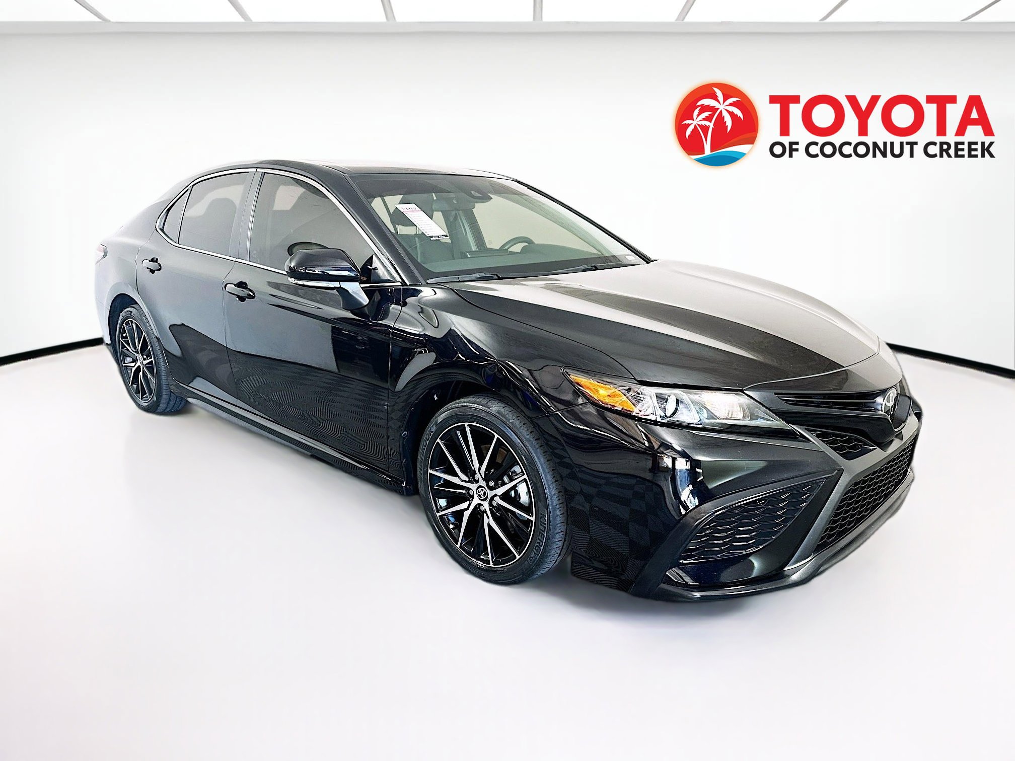 Used 2024 Toyota Camry SE