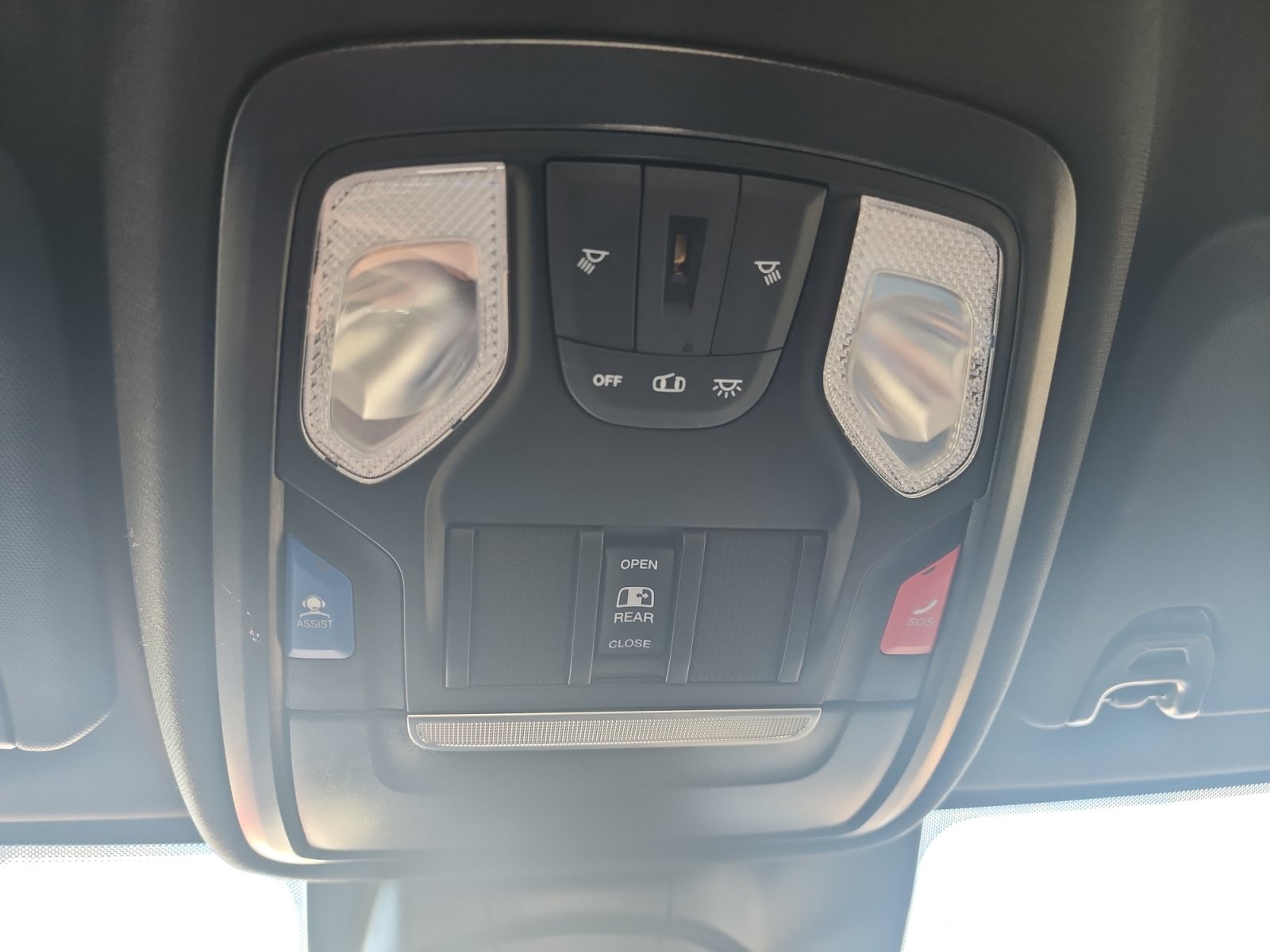 Used 2025 RAM 2500 Tradesman AWD/4WD image 25