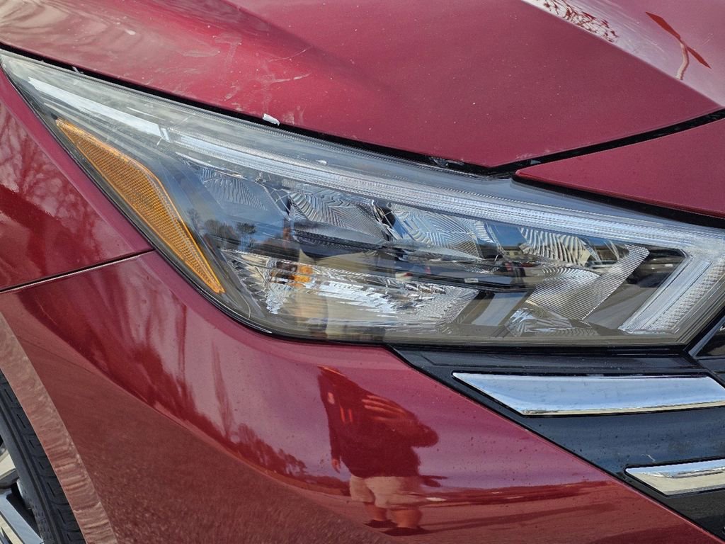 New 2025 Nissan Versa SV image 3