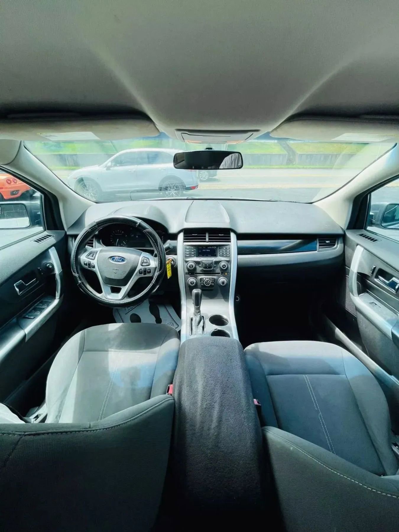 Used 2011 Ford Edge SE image 22