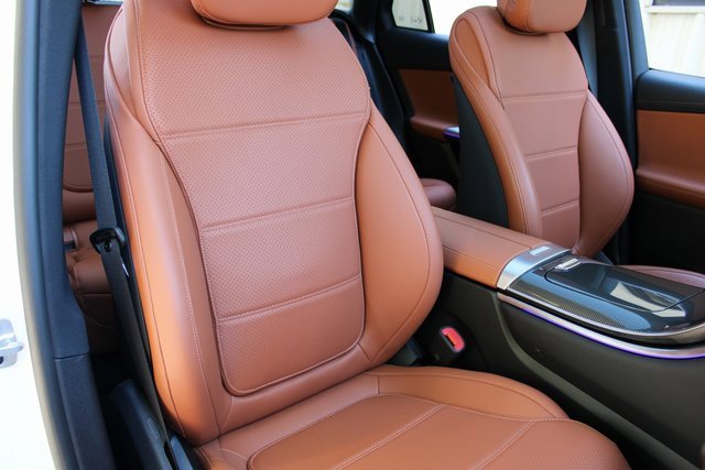 Used 2023 Mercedes-Benz GLC 300 4MATIC w/ Pinnacle Trim Package image 14