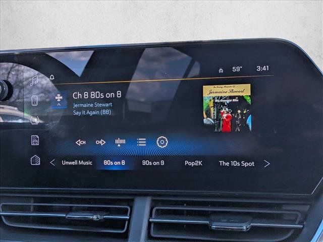 Used 2025 Chevrolet Trax LT image 18