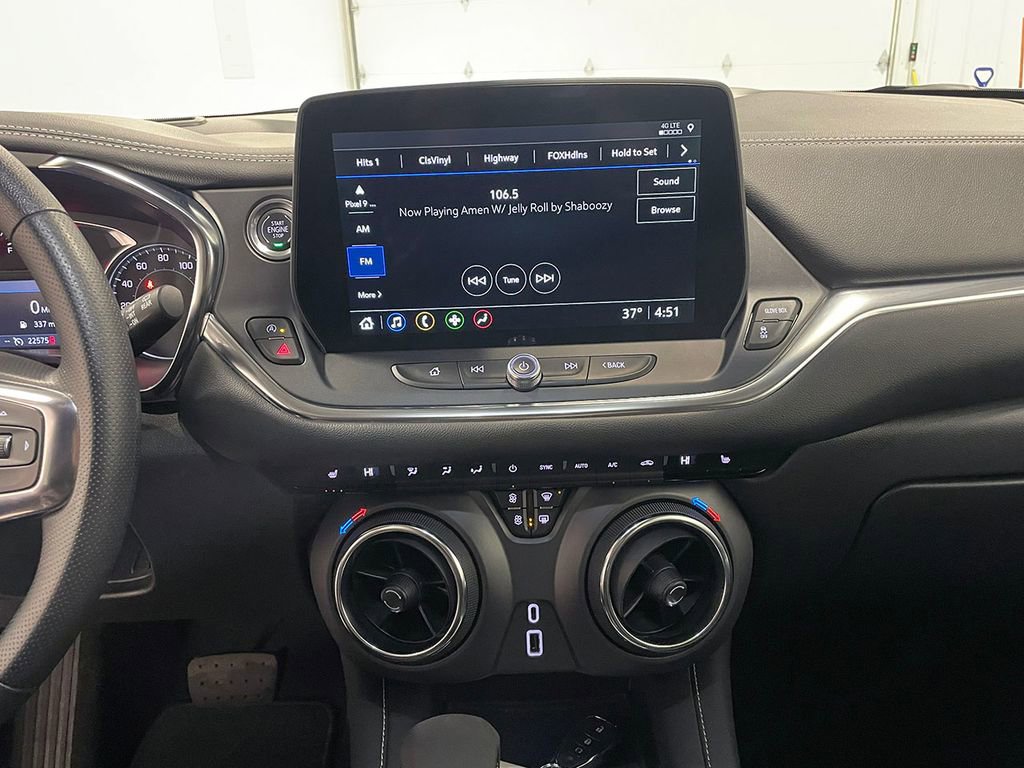 Used 2025 Chevrolet Blazer LT image 30