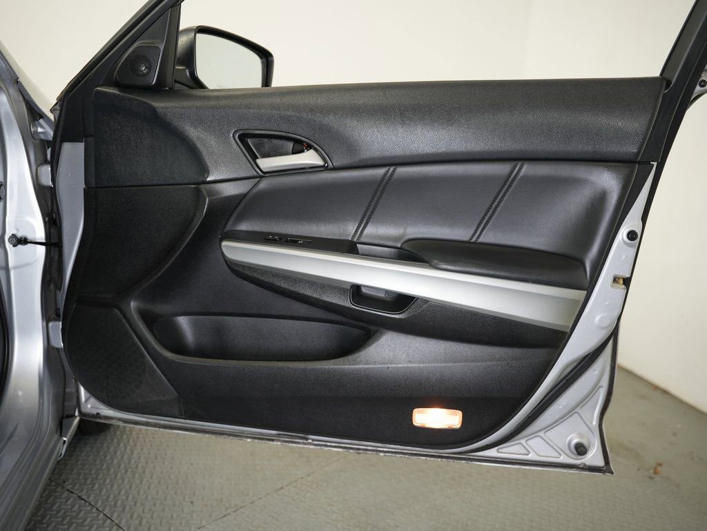 Used 2009 Honda Accord EX-L image 50
