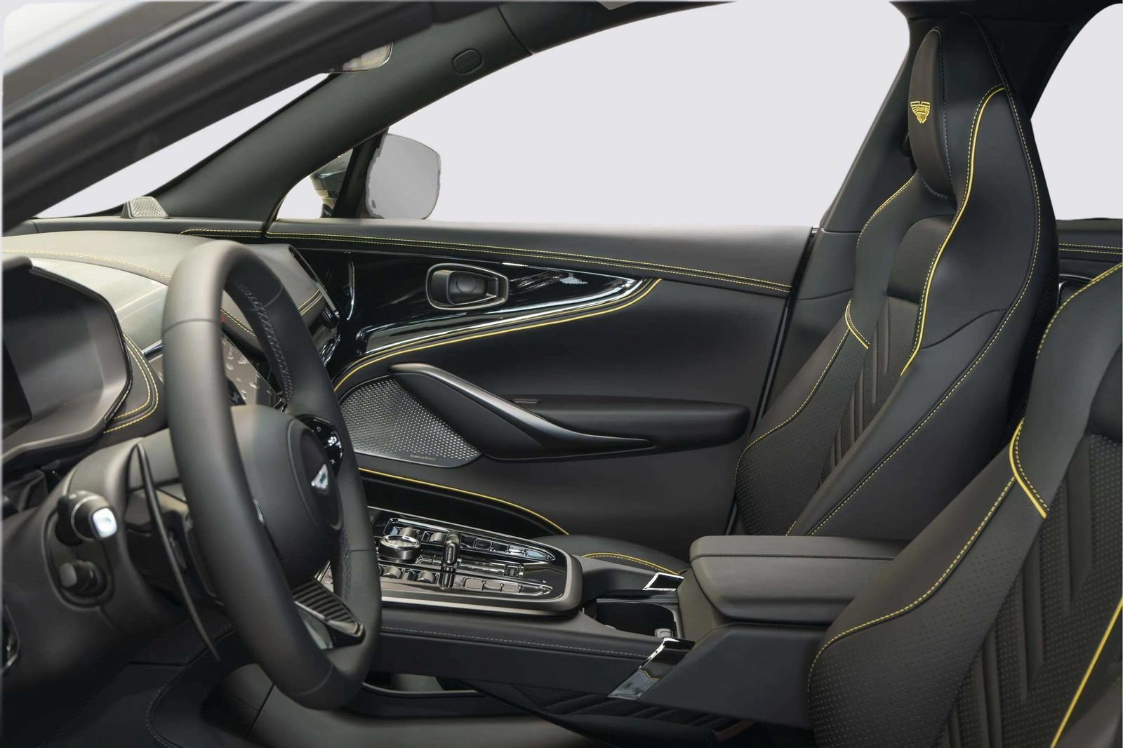 New 2026 Aston Martin DBX 707 AWD/4WD image 12