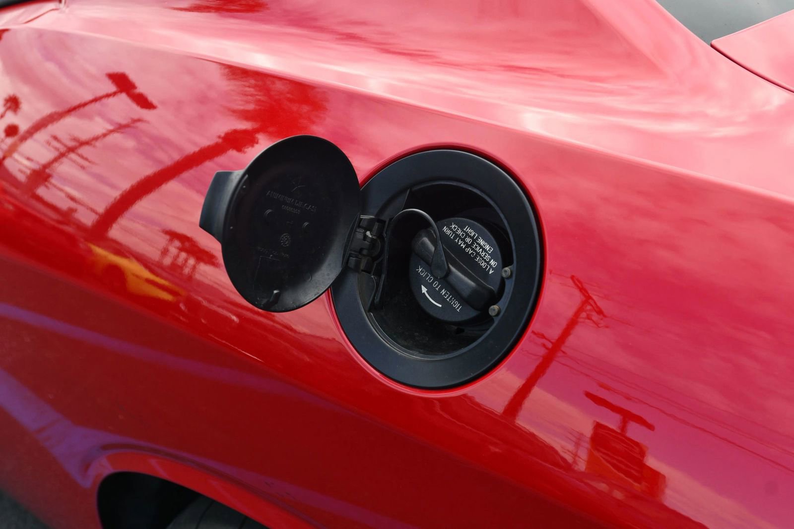 Used 2016 Dodge Challenger SRT Hellcat RWD image 16
