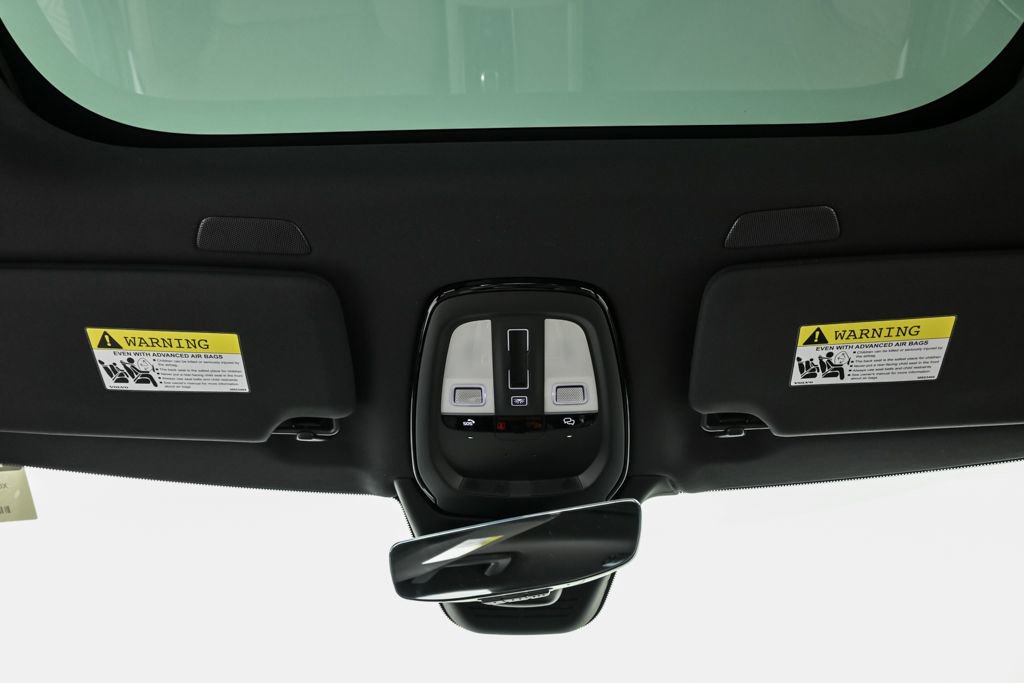 Certified 2026 Volvo XC90 B6 Plus w/ Protection Package Premier image 21