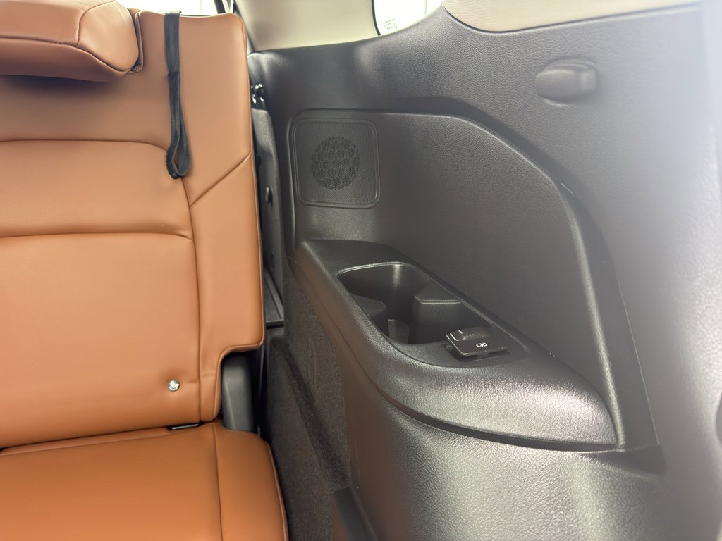 Certified 2024 Nissan Pathfinder Platinum w/ Cargo Package image 36