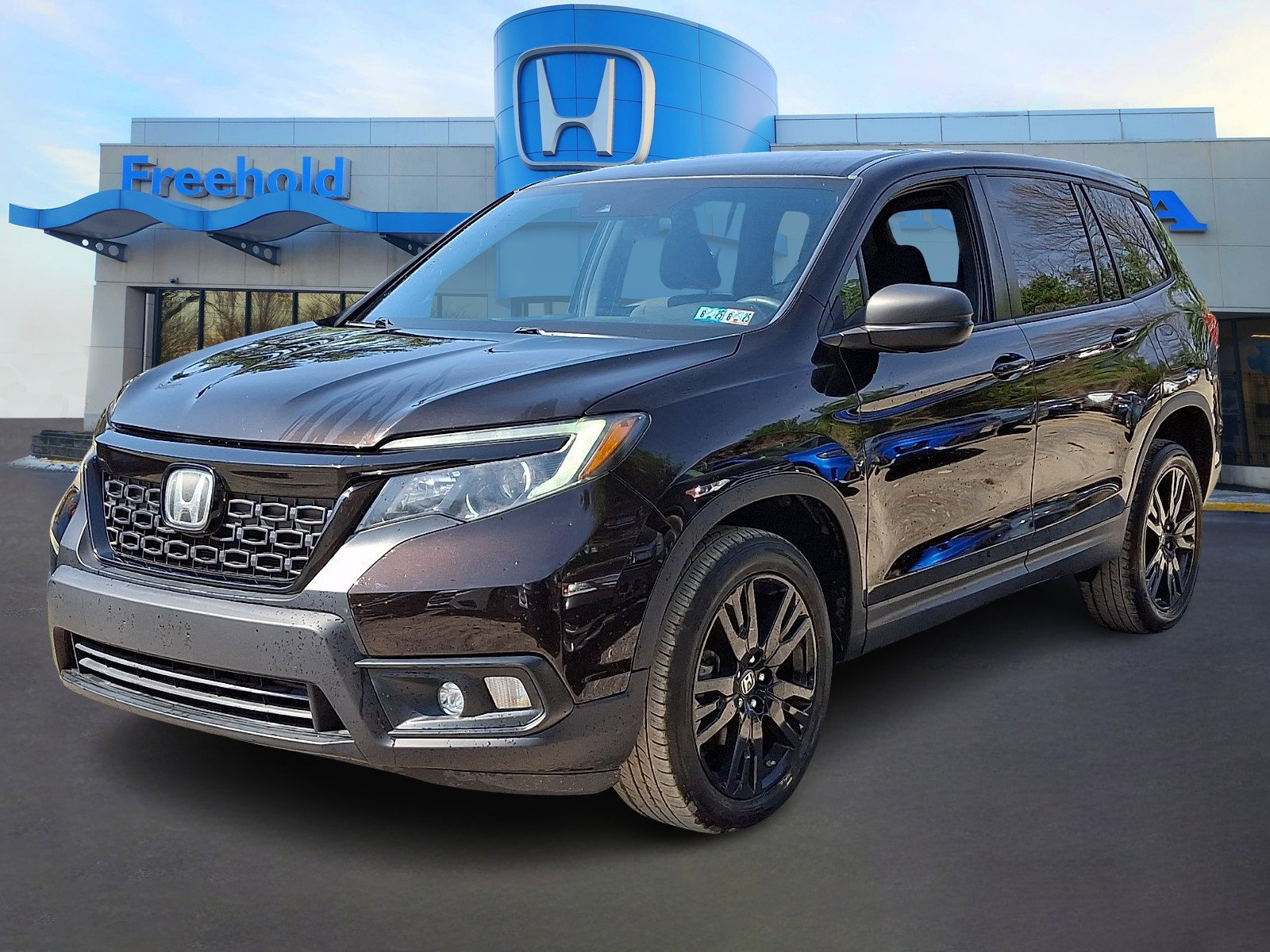 Used 2019 Honda Passport Sport image 3