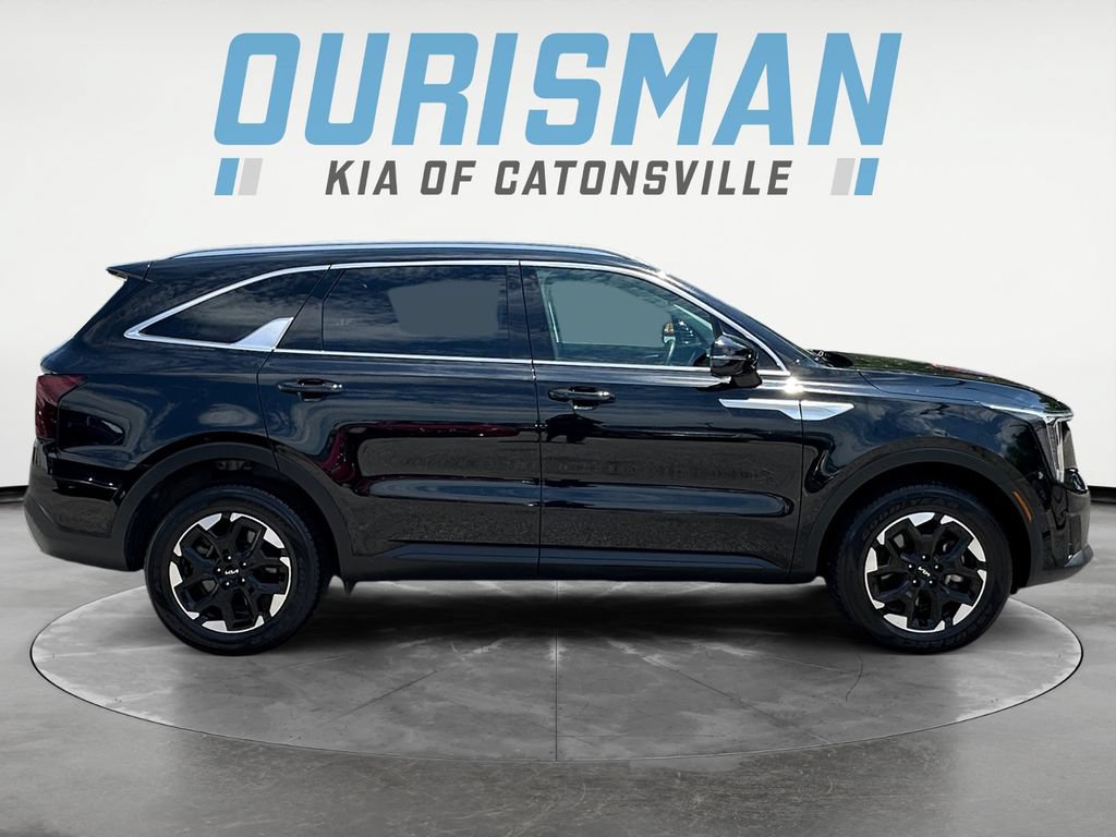 Used 2024 Kia Sorento S AWD/4WD image 7