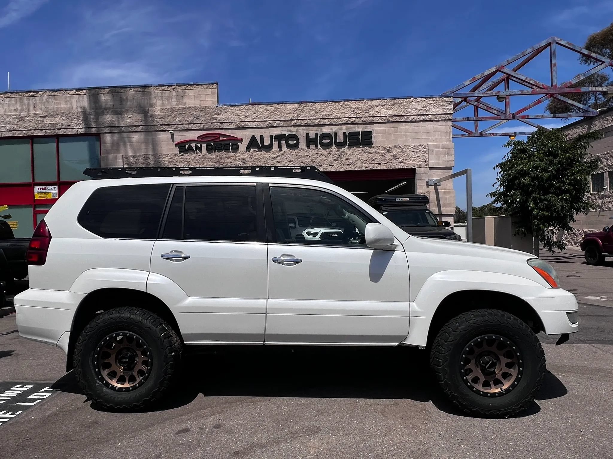 Used 2009 Lexus GX 470 AWD/4WD image 3