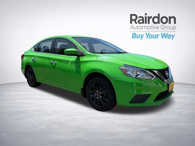 Used 2016 Nissan Sentra S FWD image 1