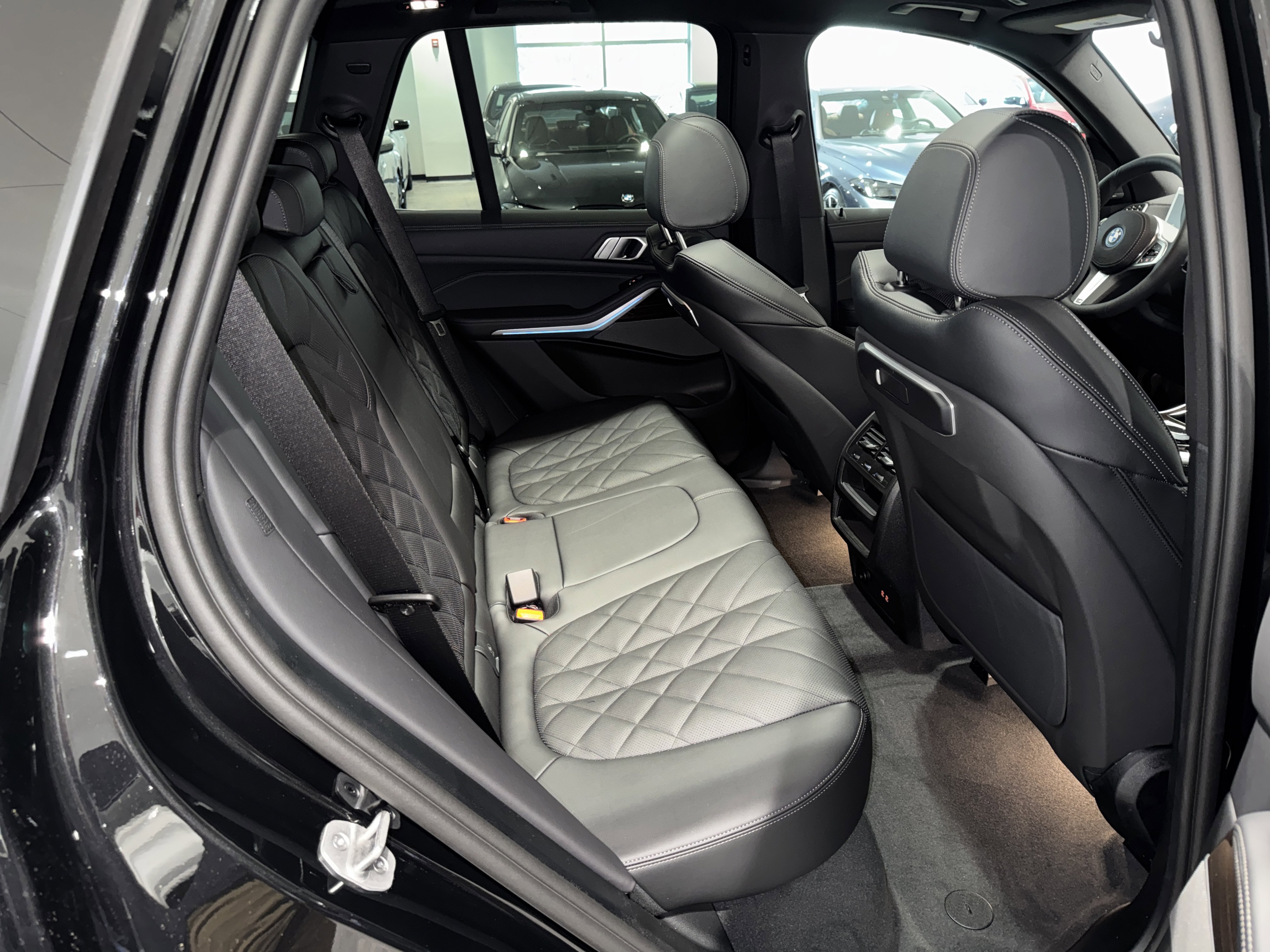 New 2026 BMW X5 xDrive50e image 11