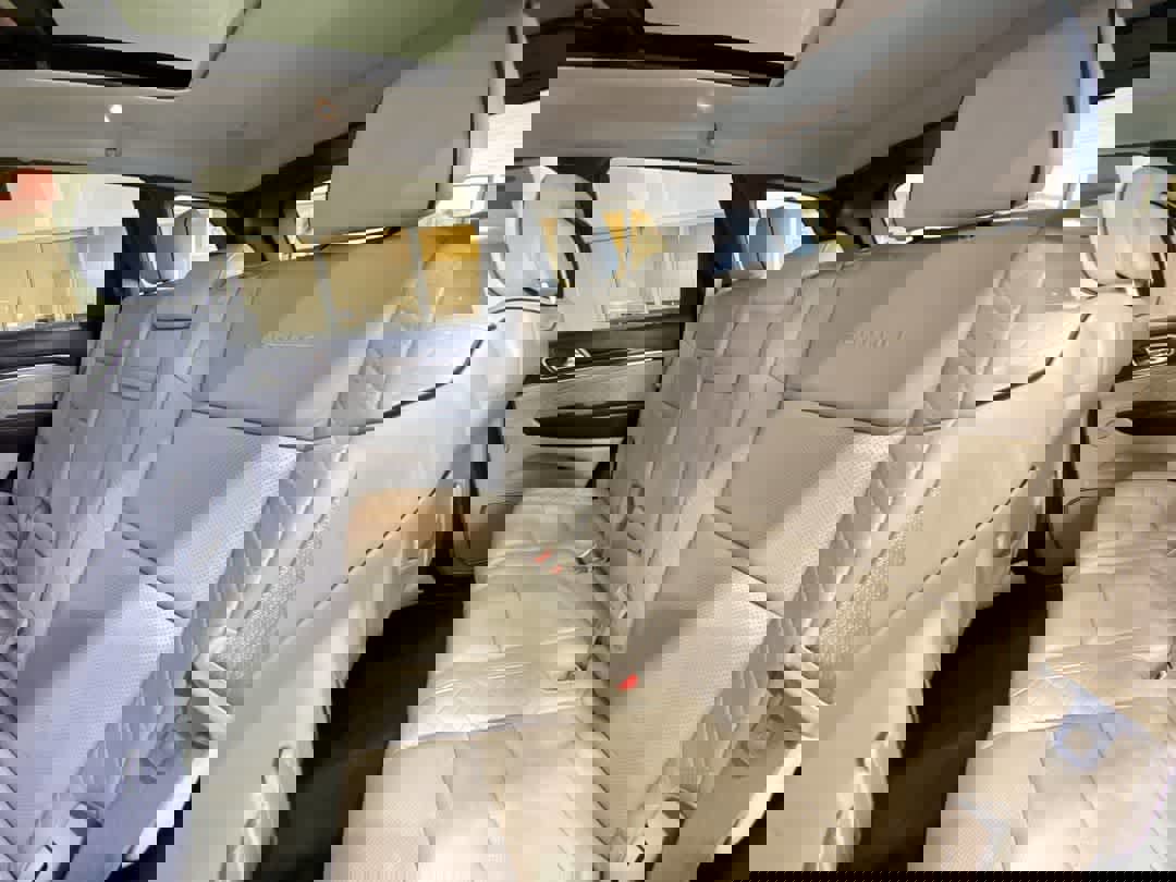 Used 2017 Jeep Grand Cherokee Summit image 26