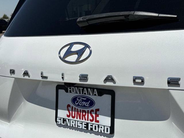 Used 2023 Hyundai Palisade Limited w/ Cargo Package FWD image 28