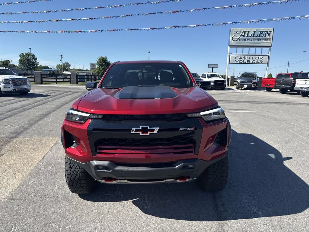 Used 2024 Chevrolet Colorado ZR2 AWD/4WD image 16