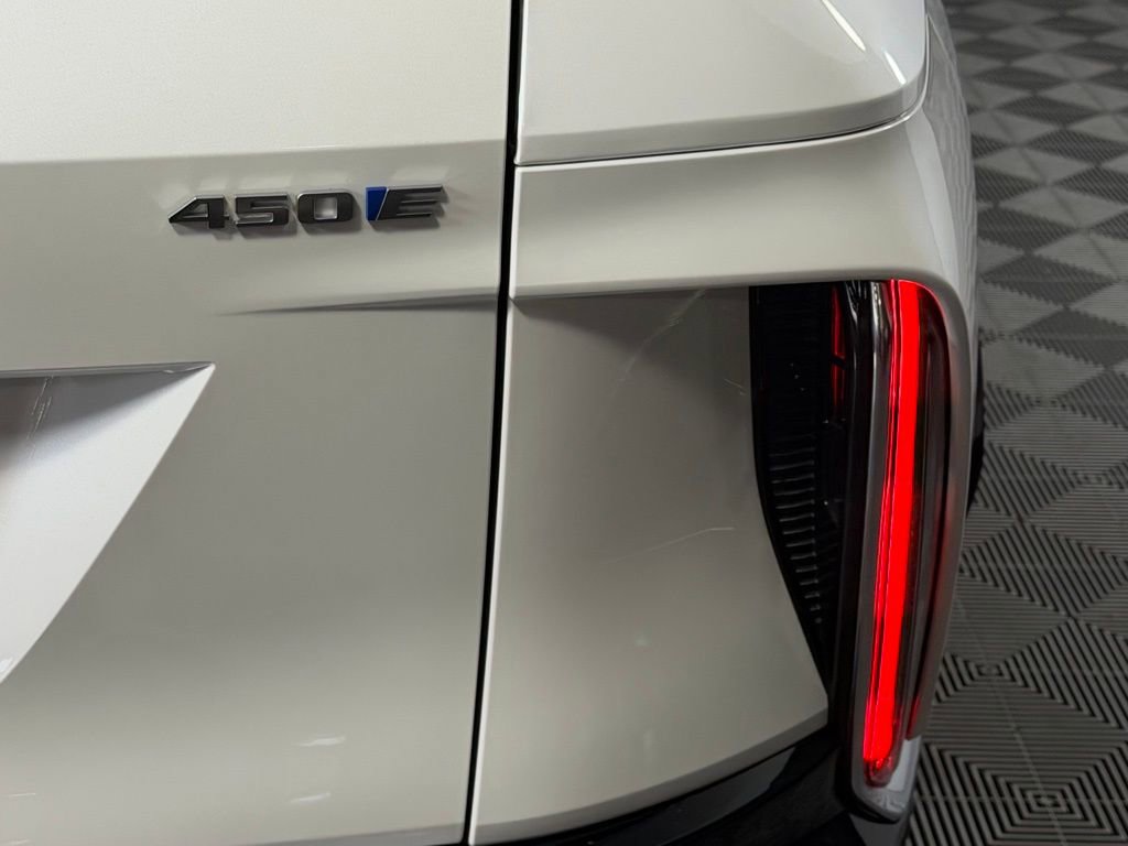 Used 2024 Cadillac Lyriq Tech w/ Driver Assist Package RWD image 11