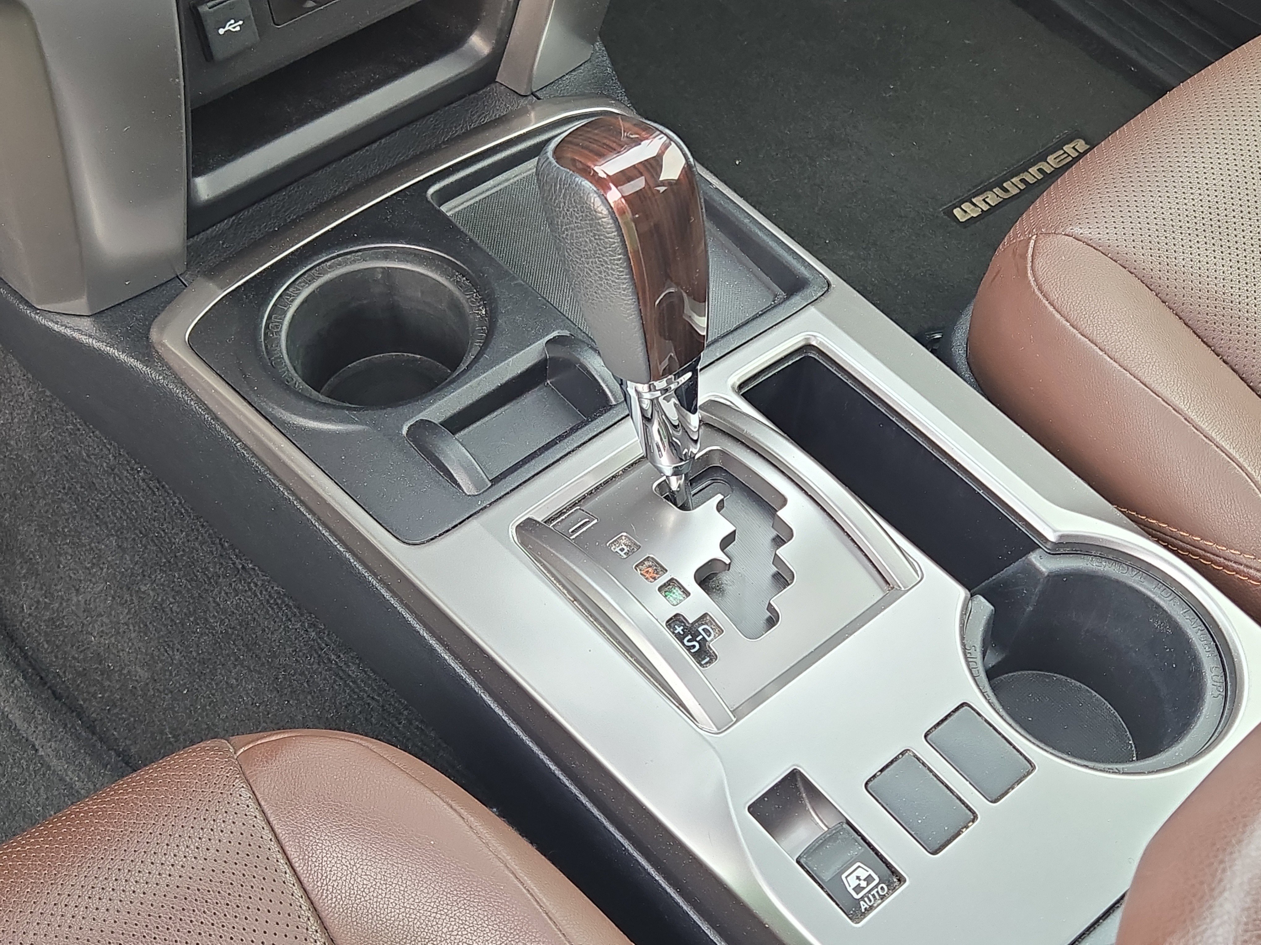 Used 2023 Toyota 4Runner Limited image 30