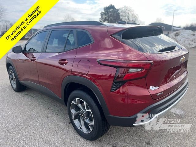 Used 2025 Chevrolet Trax LT image 4