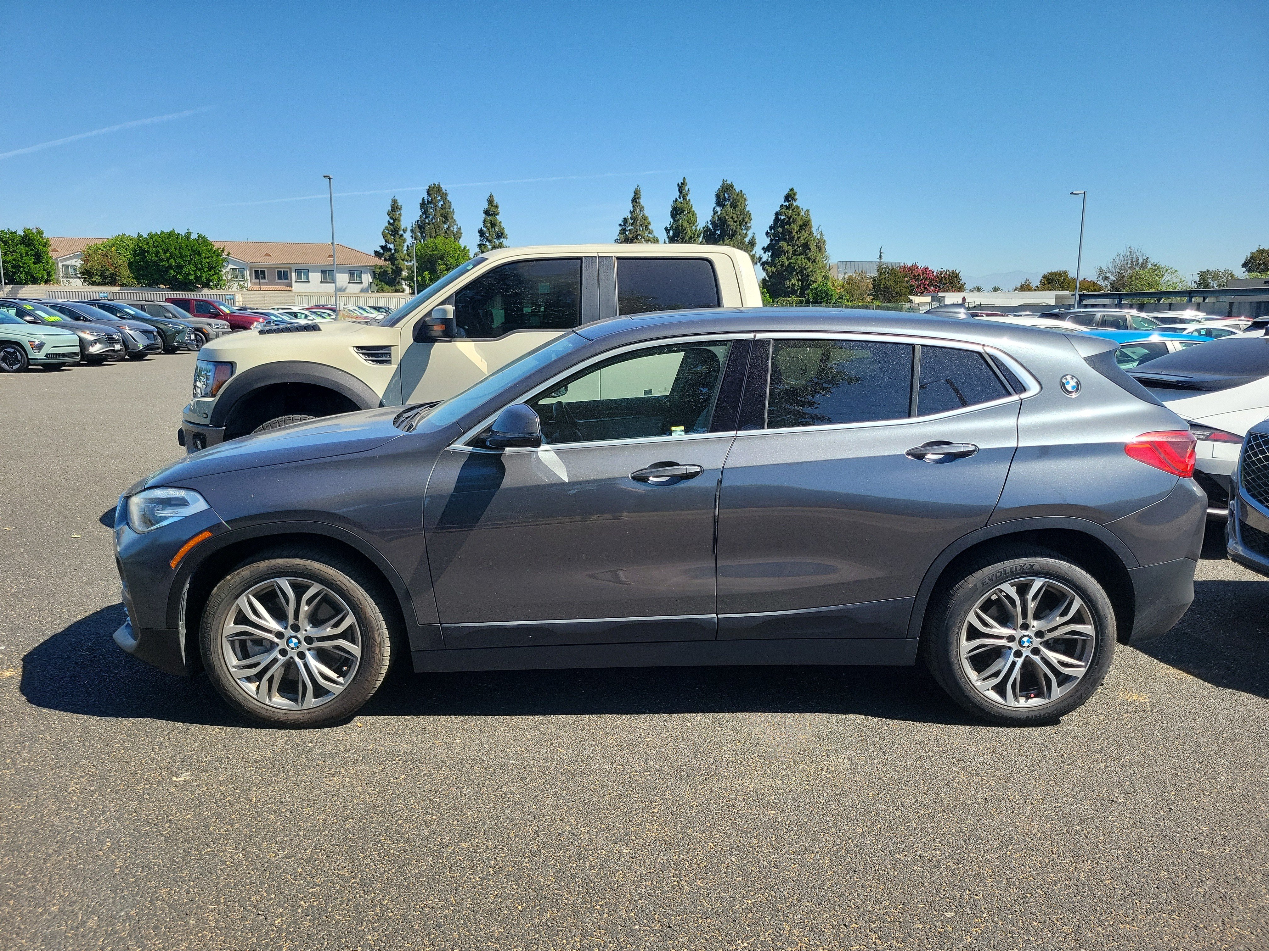 Used 2018 BMW X2 sDrive28i w/ Convenience Package FWD image 2