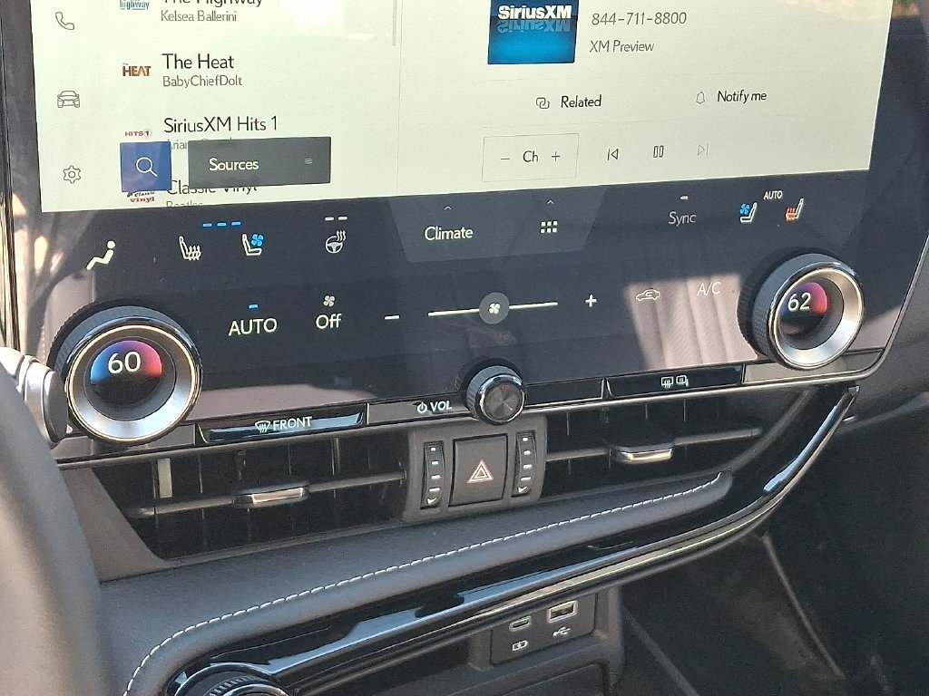 Used 2025 Lexus NX 350h AWD w/ Accessory Package (2T) image 17